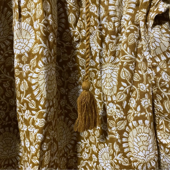 Old Navy Split Neck Blouse - Picture 8 of 9